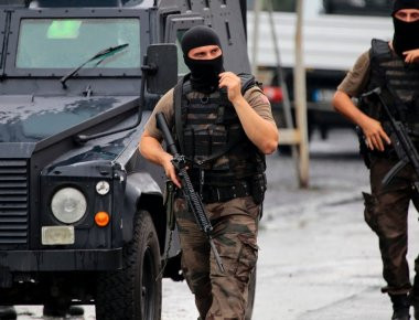 Συναγερμός στο Ιράν - Πυροβολισμοί στο Κοινοβούλιο και στο μαυσωλείο του Χομεϊνί, 12 νεκροί (φωτό, βίντεο) (upd)